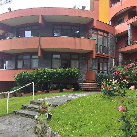 La Loggia Sul Mare